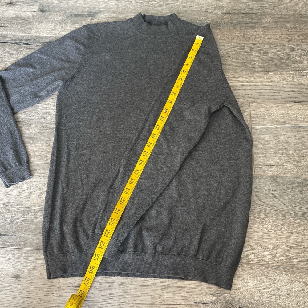 Zara Men's Dark Gray Crewneck Sweater - Picture 4 of 6